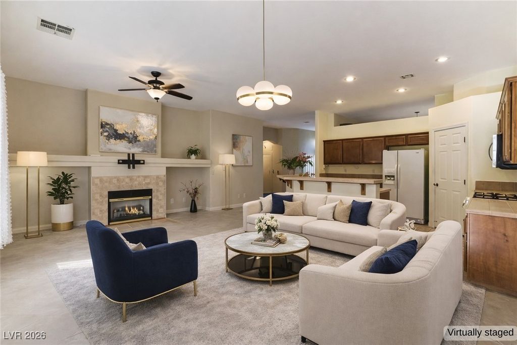 Image 6 of property listing at 7549 Evening Falls Drive, Las Vegas, NV 89131