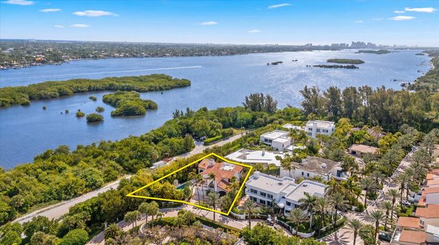 23 Sloans Curve Drive, Palm Beach, FL 33480