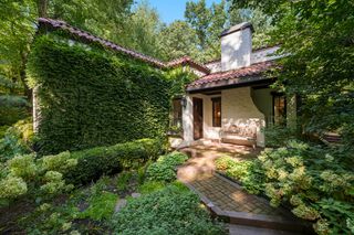 106 E Idler Avenue, Beverly Shores, IN 46301