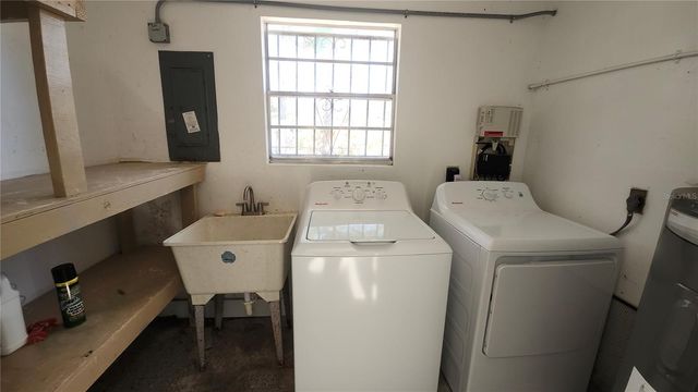 1909 MAY STREET, Brandon, FL 33510