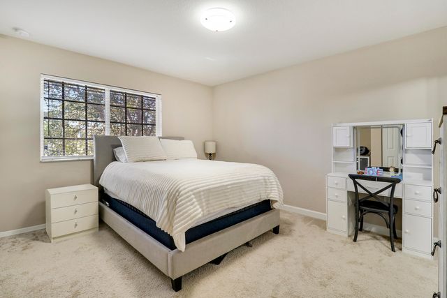 4170 Napoli Lake Drive, Riviera Beach, FL 33410