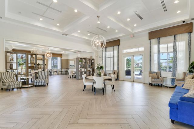 4170 Napoli Lake Drive, Riviera Beach, FL 33410