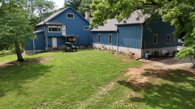 612 Francis Ferry Rd, Mcminnville, TN 37110