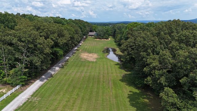 612 Francis Ferry Rd, Mcminnville, TN 37110