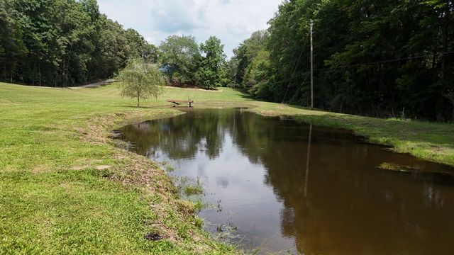 612 Francis Ferry Rd, Mcminnville, TN 37110