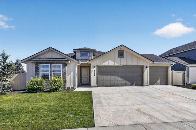 8612 E Love Ct, Nampa, ID 83687
