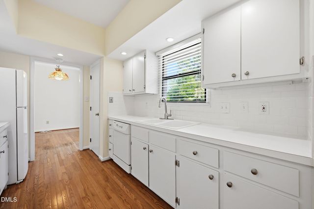 2717 Rue Sans Famille, Raleigh, NC 27607