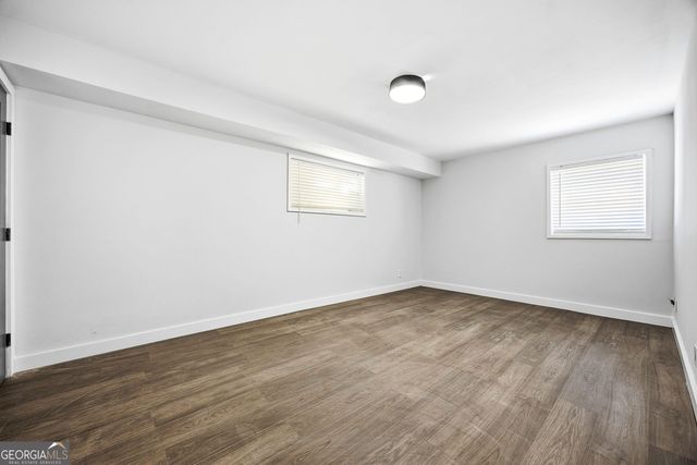 42 W Belle Isle Road, Sandy Springs, GA 30342