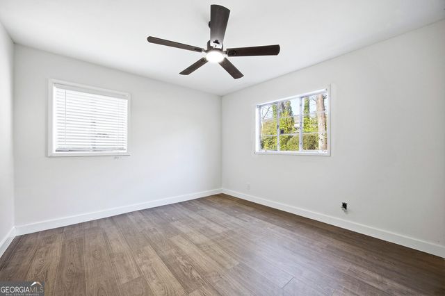 42 W Belle Isle Road, Sandy Springs, GA 30342