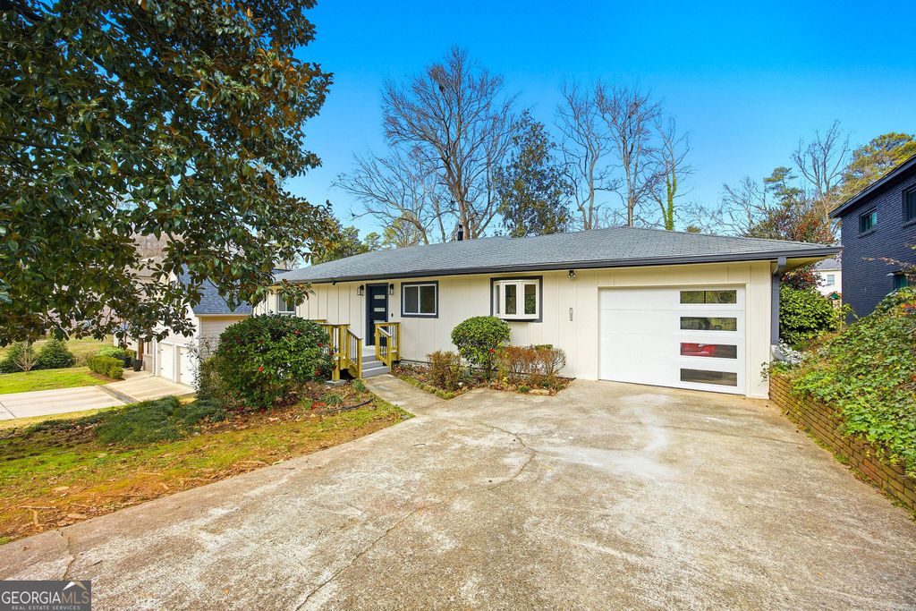 42 W Belle Isle Road, Sandy Springs, GA 30342