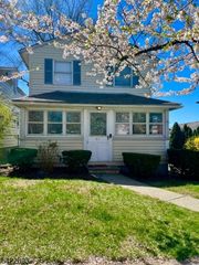 71 May St, Belleville Twp., NJ 07109