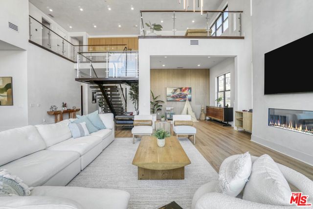 11862 N Hillsborough Lane, Porter Ranch (los Angeles), CA 91326