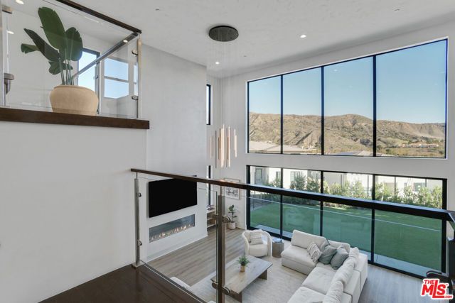 11862 N Hillsborough Lane, Porter Ranch (los Angeles), CA 91326