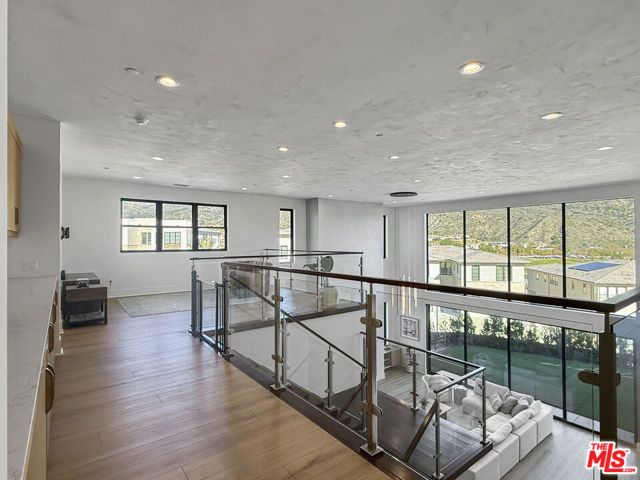 11862 N Hillsborough Lane, Porter Ranch (los Angeles), CA 91326