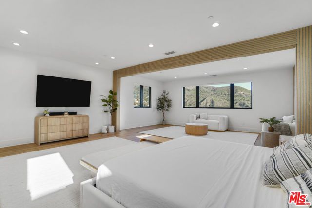 11862 N Hillsborough Lane, Porter Ranch (los Angeles), CA 91326