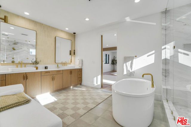 11862 N Hillsborough Lane, Porter Ranch (los Angeles), CA 91326