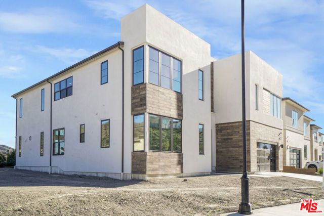 11862 N Hillsborough Lane, Porter Ranch (los Angeles), CA 91326