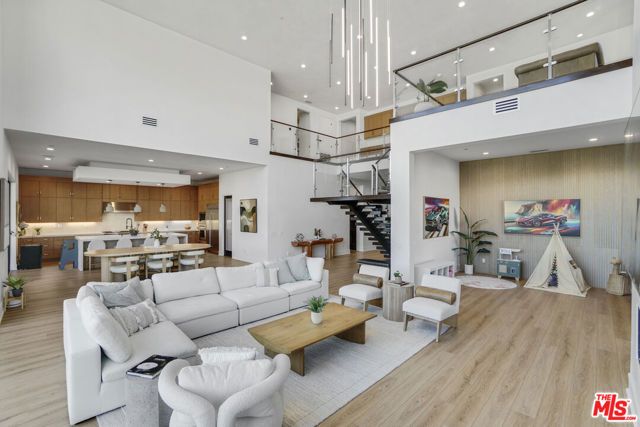 11862 N Hillsborough Lane, Porter Ranch (los Angeles), CA 91326