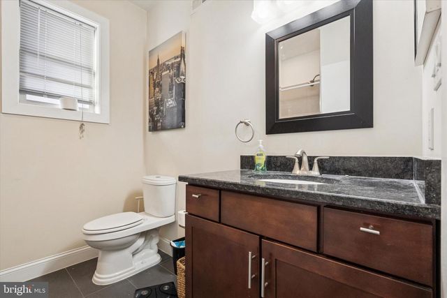 1946 TITAN ST, Philadelphia, PA 19146