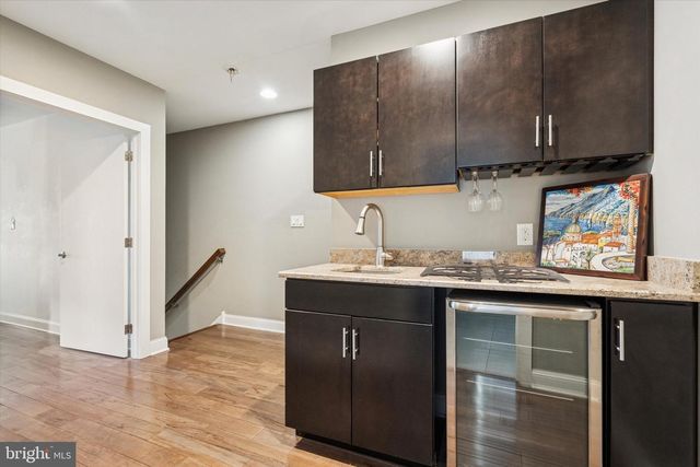 1946 TITAN ST, Philadelphia, PA 19146