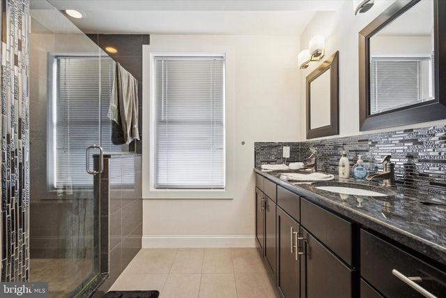 1946 TITAN ST, Philadelphia, PA 19146