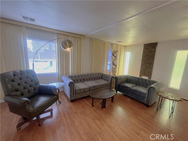 9391 California Avenue 30, Riverside, CA 92503