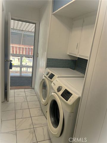 9391 California Avenue 30, Riverside, CA 92503