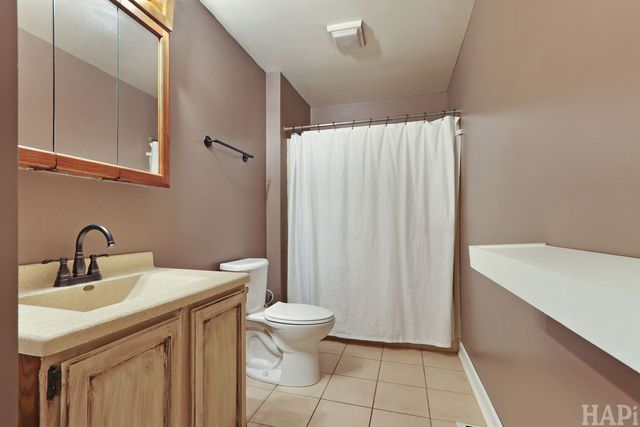 317 Quist Court, Grayslake, IL 60030