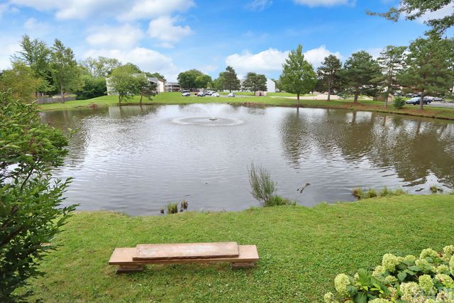 317 Quist Court, Grayslake, IL 60030