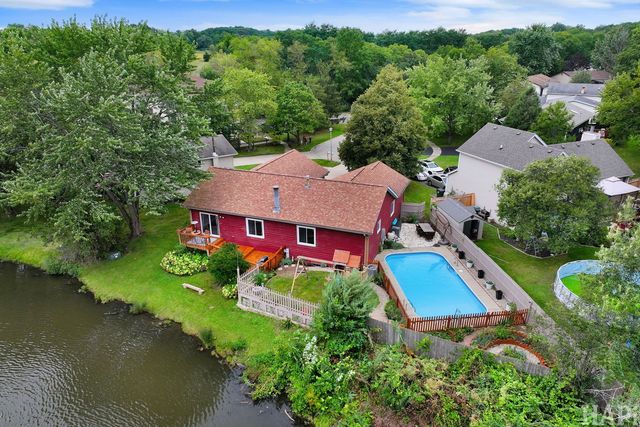 317 Quist Court, Grayslake, IL 60030