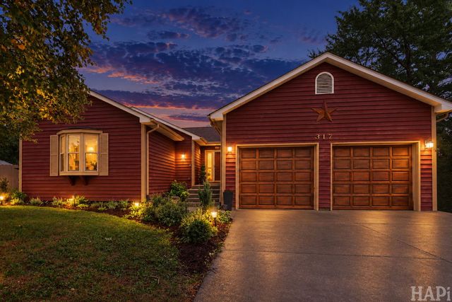 317 Quist Court, Grayslake, IL 60030