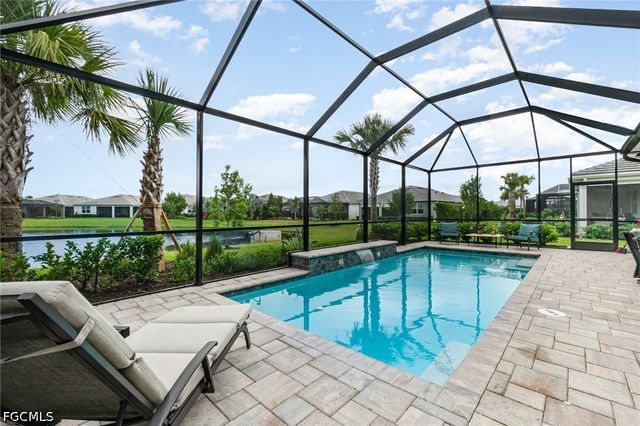 7079 Chapel Creek LN, North Fort Myers, FL 33917
