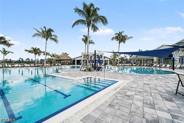 7079 Chapel Creek LN, North Fort Myers, FL 33917