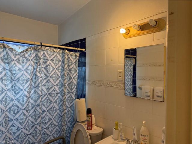 32 Roanoke DR, Fort Myers, FL 33905