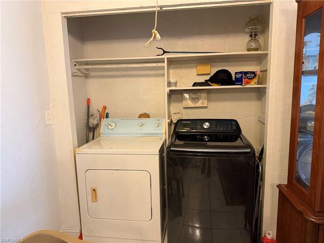 32 Roanoke DR, Fort Myers, FL 33905