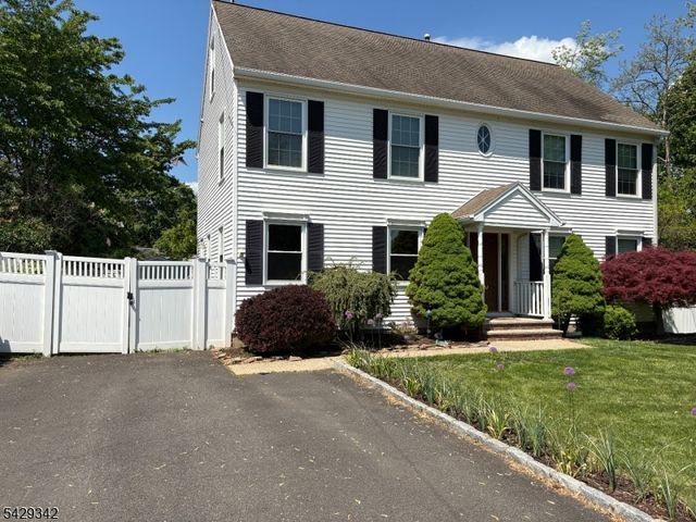 317 Livingston St, Bound Brook Boro, NJ 08805
