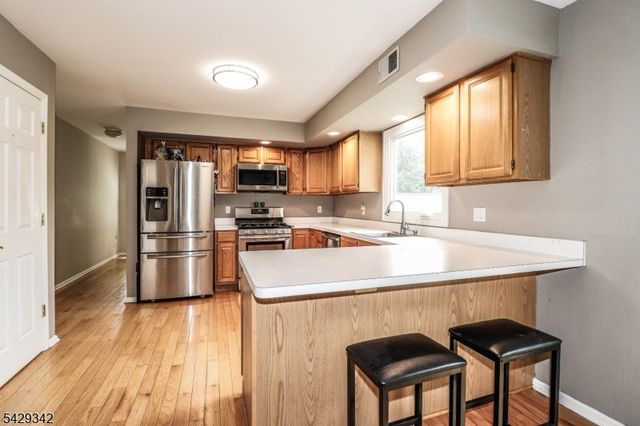 317 Livingston St, Bound Brook Boro, NJ 08805