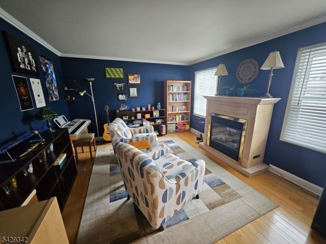 317 Livingston St, Bound Brook Boro, NJ 08805