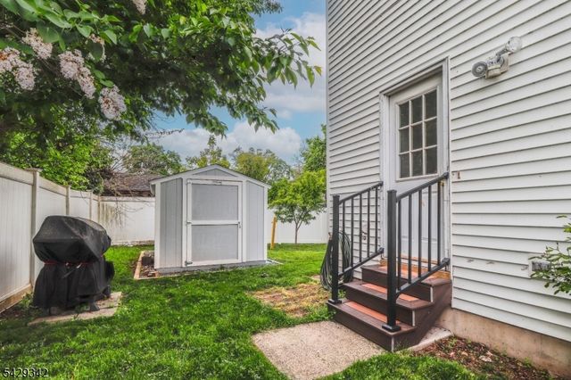 317 Livingston St, Bound Brook Boro, NJ 08805