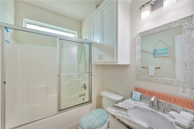 660 Kara Lane, Port Aransas, TX 78373