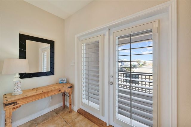 660 Kara Lane, Port Aransas, TX 78373