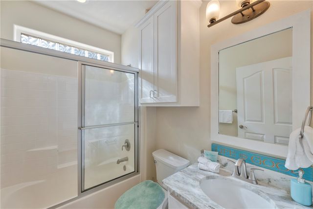 660 Kara Lane, Port Aransas, TX 78373