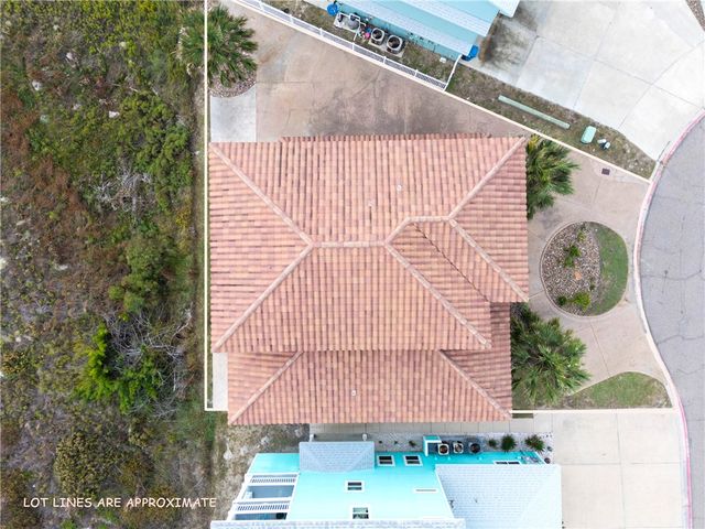 660 Kara Lane, Port Aransas, TX 78373