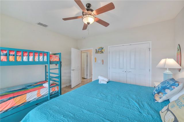 660 Kara Lane, Port Aransas, TX 78373