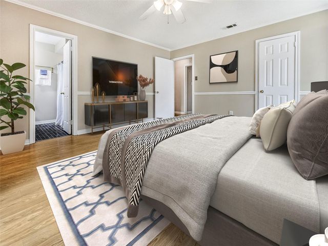 723 Pas Trail, Houston, TX 77336