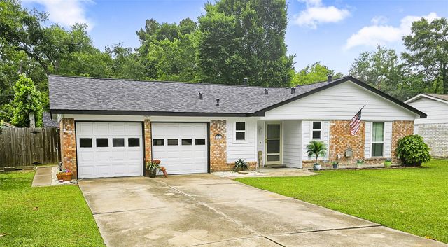 723 Pas Trail, Houston, TX 77336