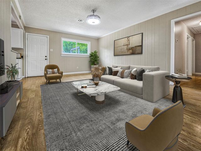 723 Pas Trail, Houston, TX 77336