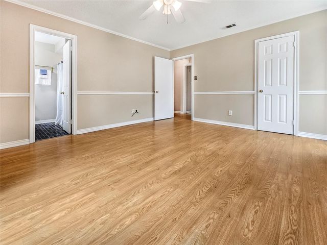 723 Pas Trail, Houston, TX 77336