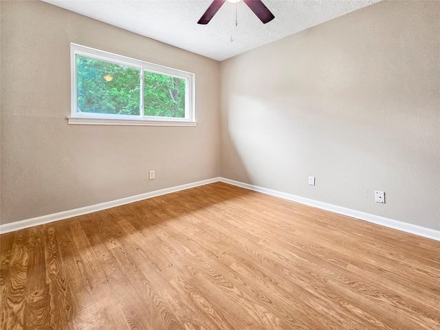 723 Pas Trail, Houston, TX 77336