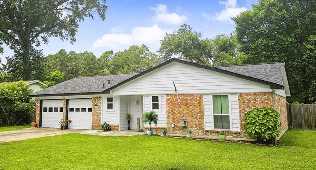 723 Pas Trail, Houston, TX 77336